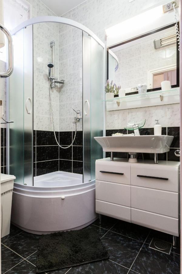 Bagi Apartment In Old Town Center زادار المظهر الخارجي الصورة